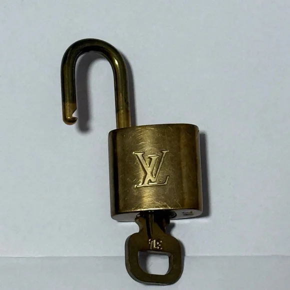 Louis Vuitton Lock & Key #314 Brass Gold Set - Picture 7 of 9